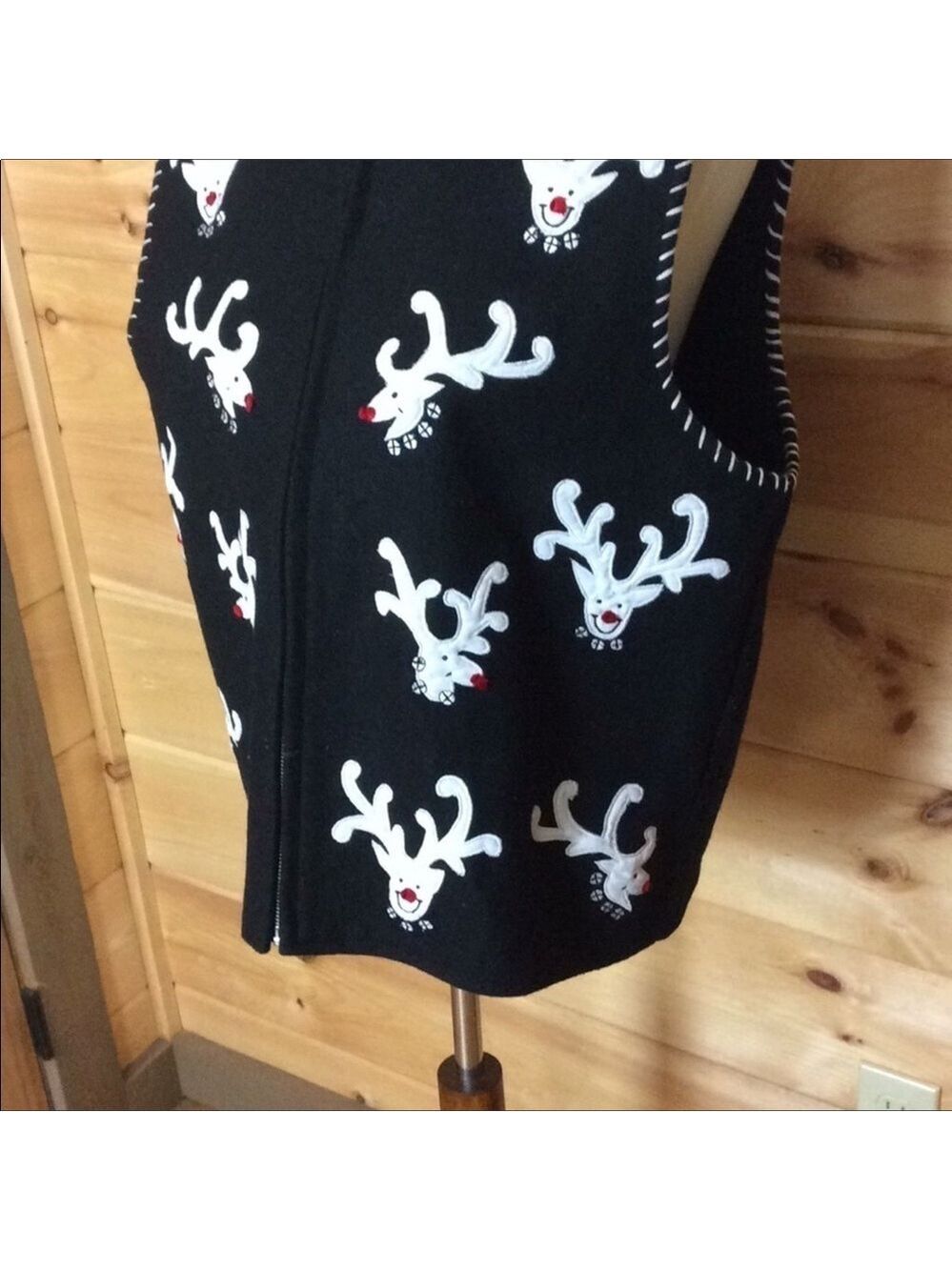 Vintage Life Style Black wool blend vest with reindeer for Christmas Size XL - Picture 6 of 9
